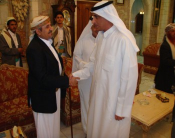 الشيخ صادق يستقبل المهنئين بعيد الفطر المبارك 1429هـ 